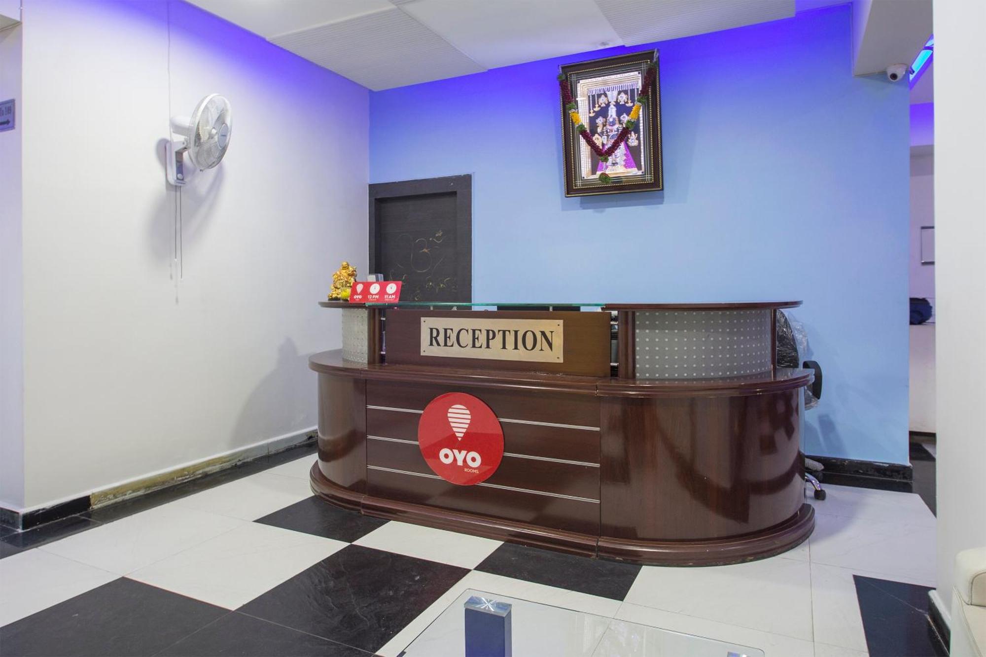 Hotel O Palak Residency Near Erragadda Metro Station Гайдарабад Екстер'єр фото